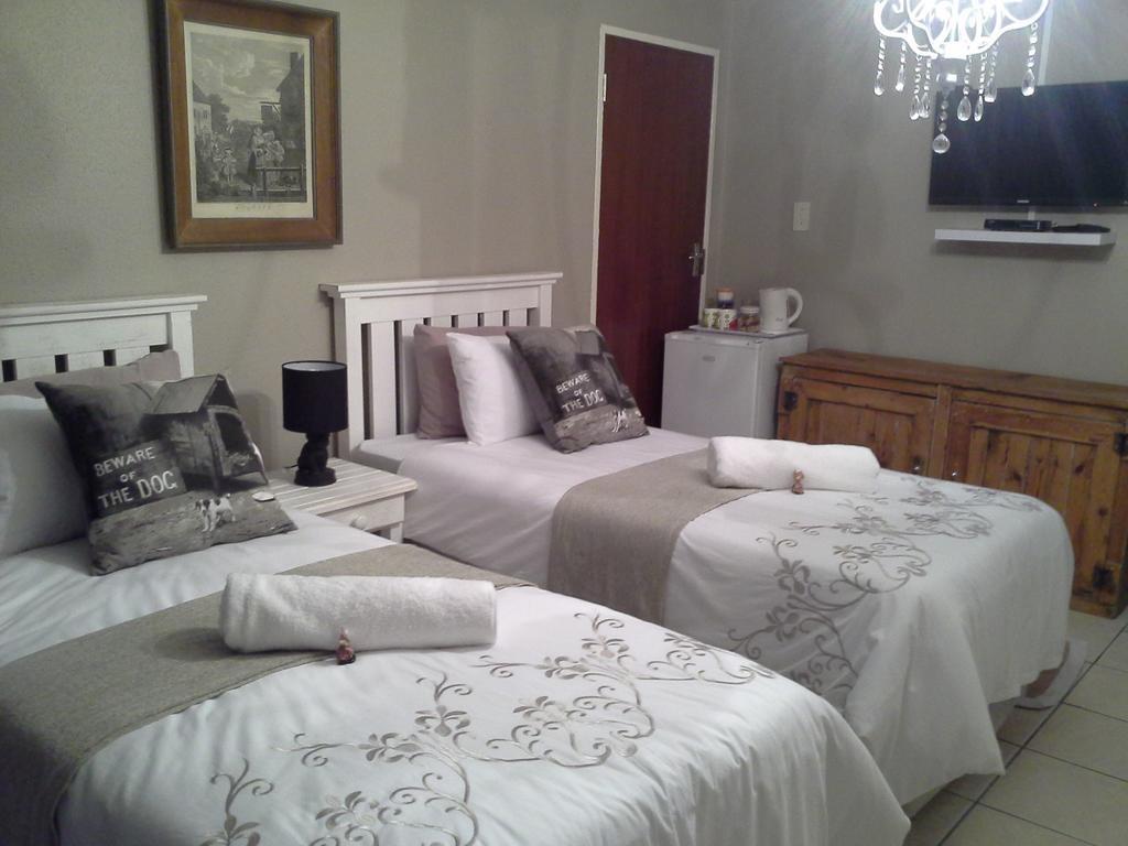 De Zevende Hemel Guesthouse Secunda Esterno foto